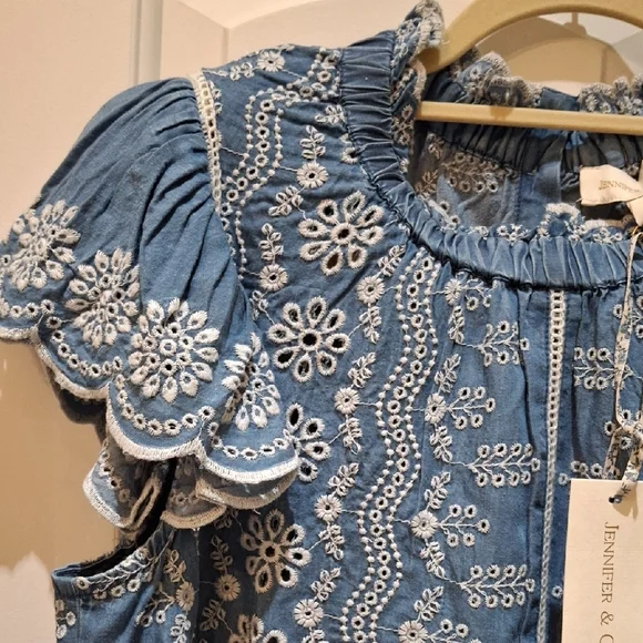 Nwt Jennifer & Grace Blue Embroidered Short Sleeve Top - Picture 2 of 8